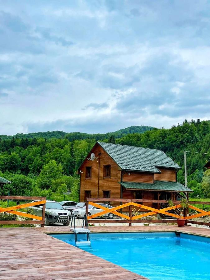 Villa Na Uzlissi Mihova Exterior foto